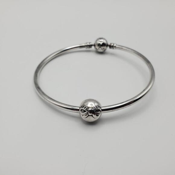 Authentic Pandora Dainty Bow Clip with Bangle Bracelet – 7.5” Sterling Silver - Picture 3 of 9